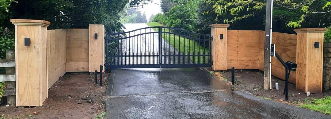 Arched Double Swing Gate.